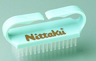 Nittaku Noppenbürste 